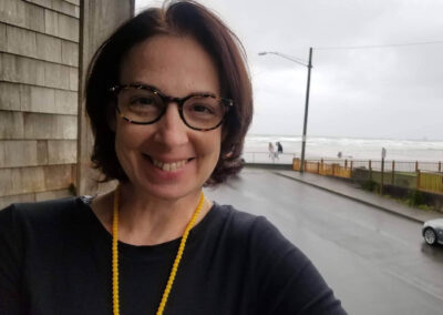 A photo of Gwen with her glasses.